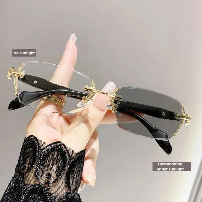 New Fashionable Frameless Photochromic Womens Myopia Glasses Neutral Metal Frame HD Anti Blue Light