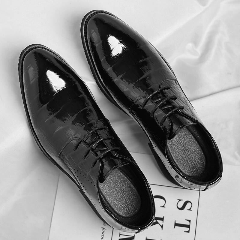 Fashion 2025 New Business Bright Patent Leather Shoes for Men Fashion Casual Spring Autumn Black Dress Shoes Man Designer Wedding Shoe