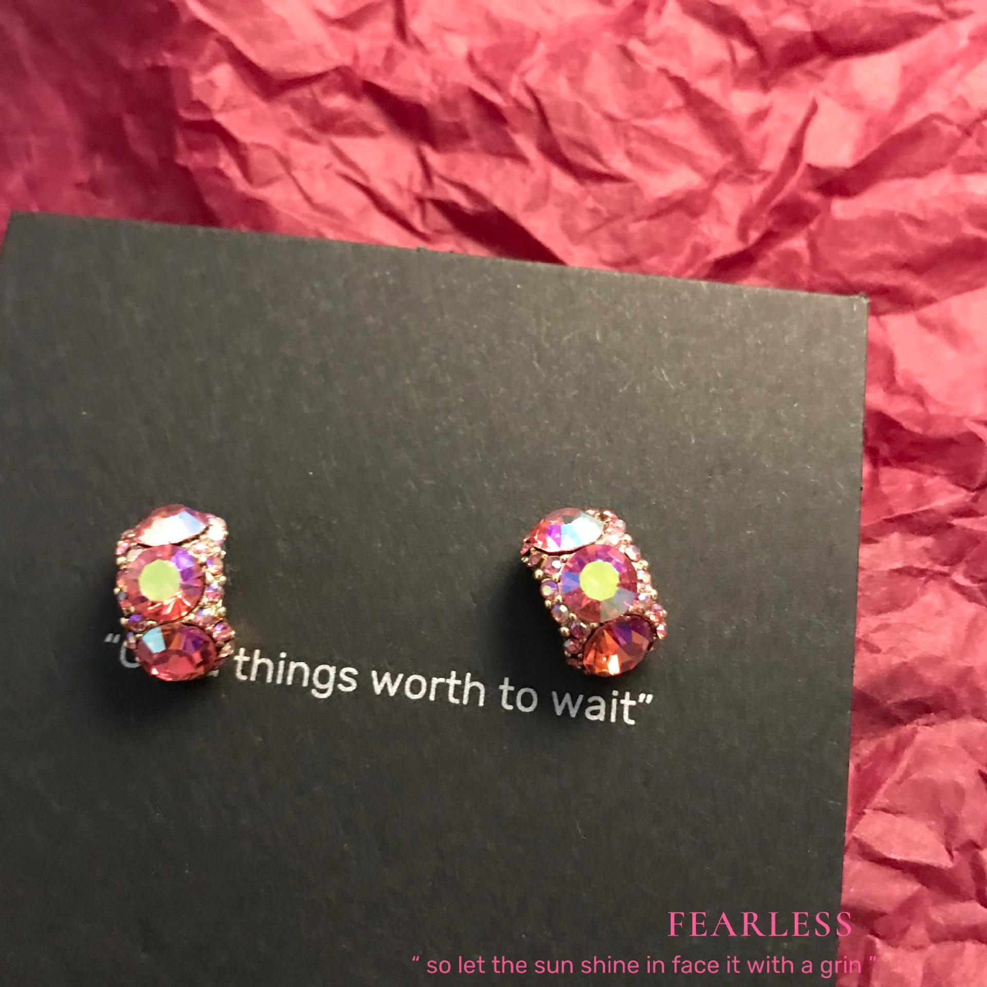 

Colorful Double C Mosquito Coil Non-Pierced Ear Clips: Luxurious, Sweet, and Cute Earrings for Women Pastel Mosquito Coil Ear Clips Pair
