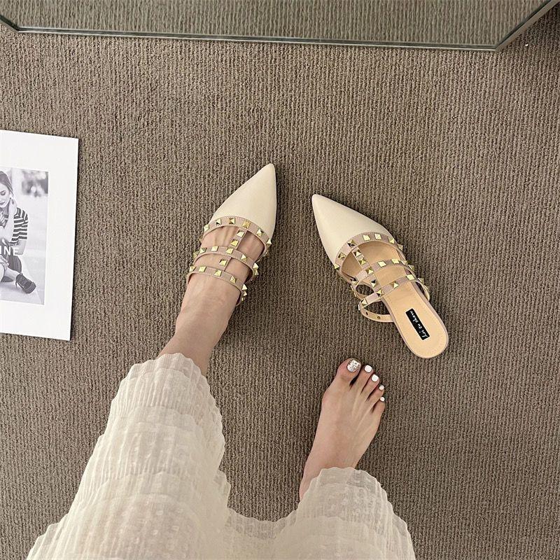 French Chic Low Heel Sandals With Studded Details For Daily Wear