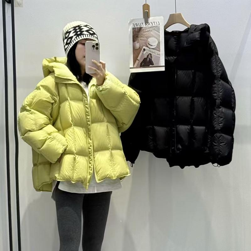 Cappotto Corto Imbottito con Cappuccio Oversize da Donna Giacca Invernale in Cotone Largo Stile Coreano