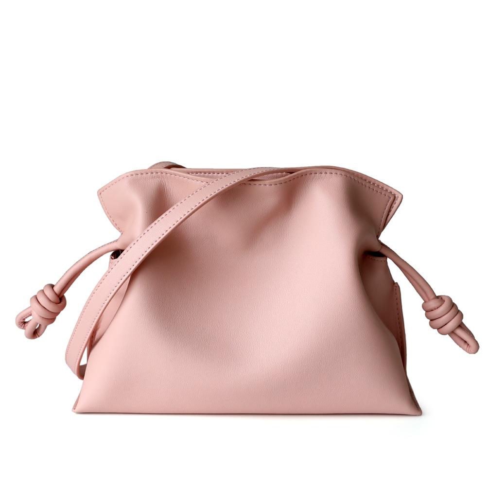 

Small Lucky Bag, Genuine Leather Bag, Shoulder Drawstring, Crossbody Bag, Fashionable Light Luxury Drawstring Bag. 24.5x9x17.5cm розовый