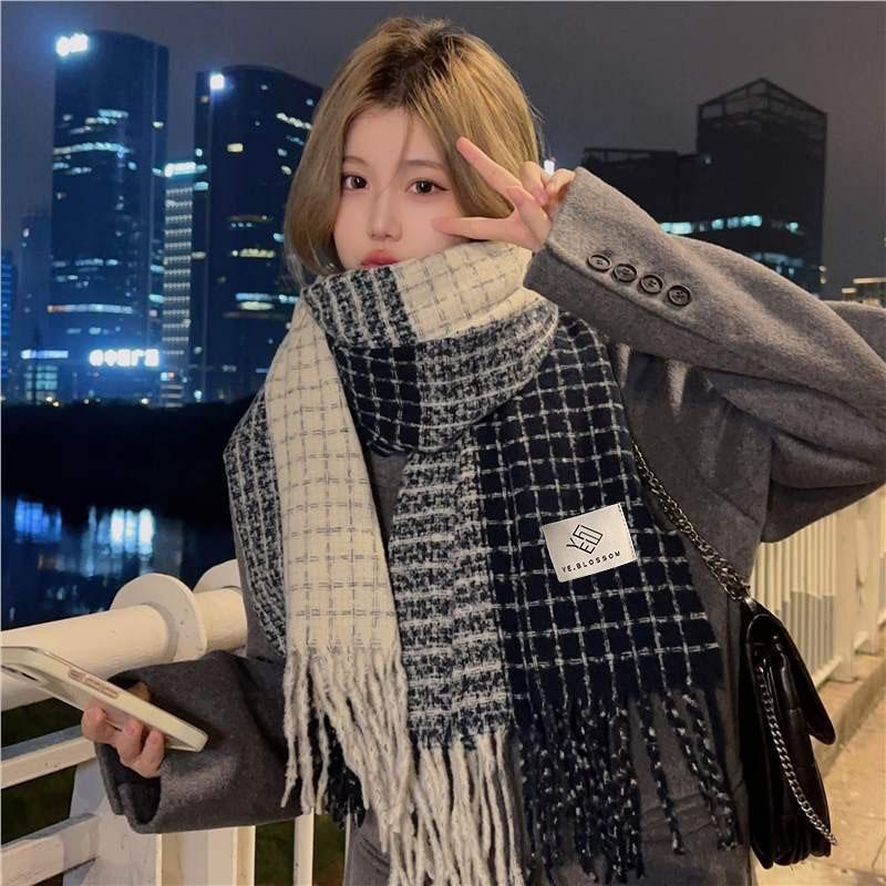 Scarf women's winter new autumn and winter literary girls versatile Maillard American Japanese scarf shawl