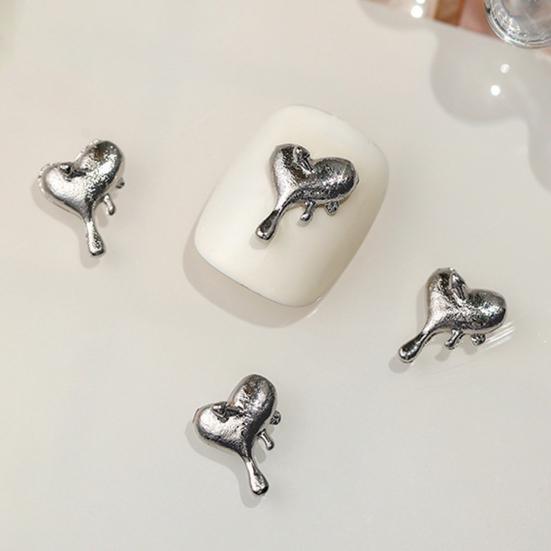 10Pcs/Set Nail Art Charms Multi-colors Shiny Mini 3D Metal DIY Nail Accessories Melting Love Heart Shape Nail Decorations for Nail Salon