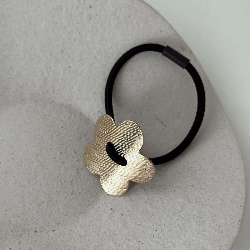 Korean Metal Flower Heart Elastic Rubber Band Scrunchies Elegant Hair Rope Hairband For Women Headband Hair Accessories Headwear