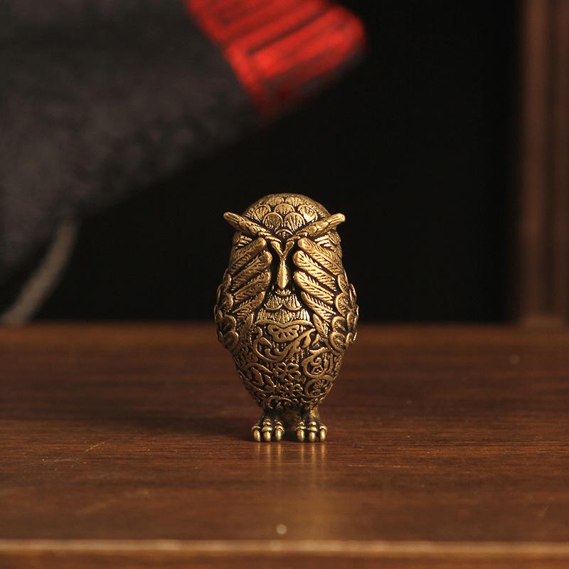 1Pcs Bookshelf Decoration Vintage Brass Owl Statue Ear Covering Animal Sculpture Desktop Home Office Ornament Unique Gift