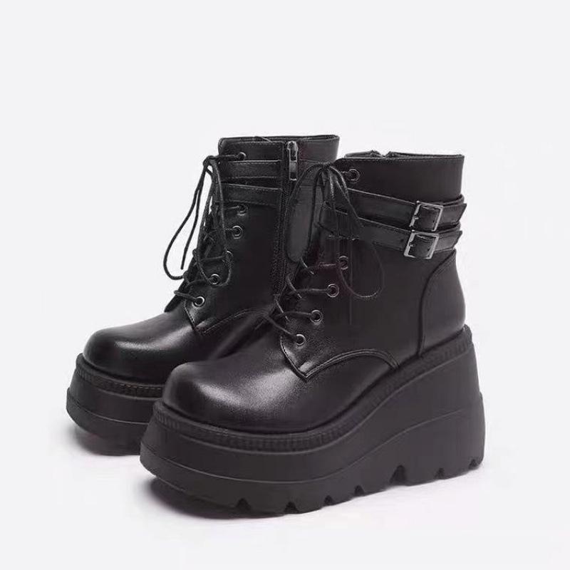Thick-soled fashion boots autumn and winter new soles high-heeled colored short boots boots water table