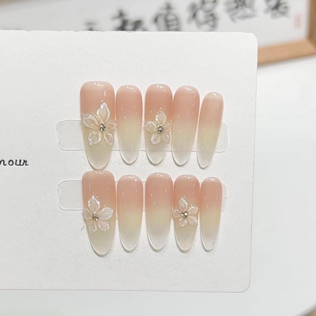 Wearing Armor High-end Summer Ice-transparent Nude Color Gradient Ice Flower Manicure Finished White-looking Fake Nail Patch Can Be Detached