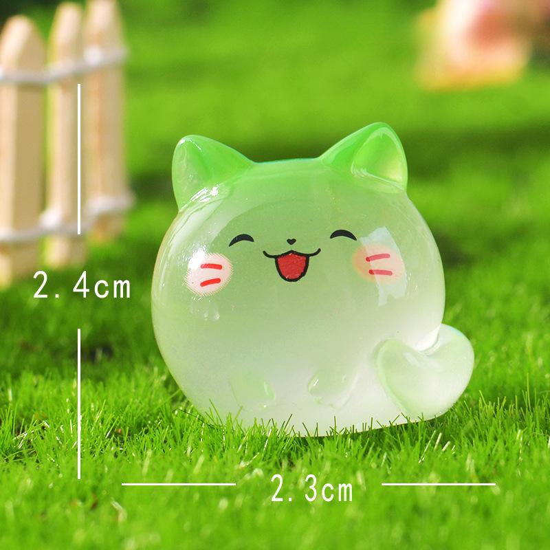 Cute Luminous Kitten Micro-landscape Desktop Ornament, Long-tailed Cat Car Decoration Accessory