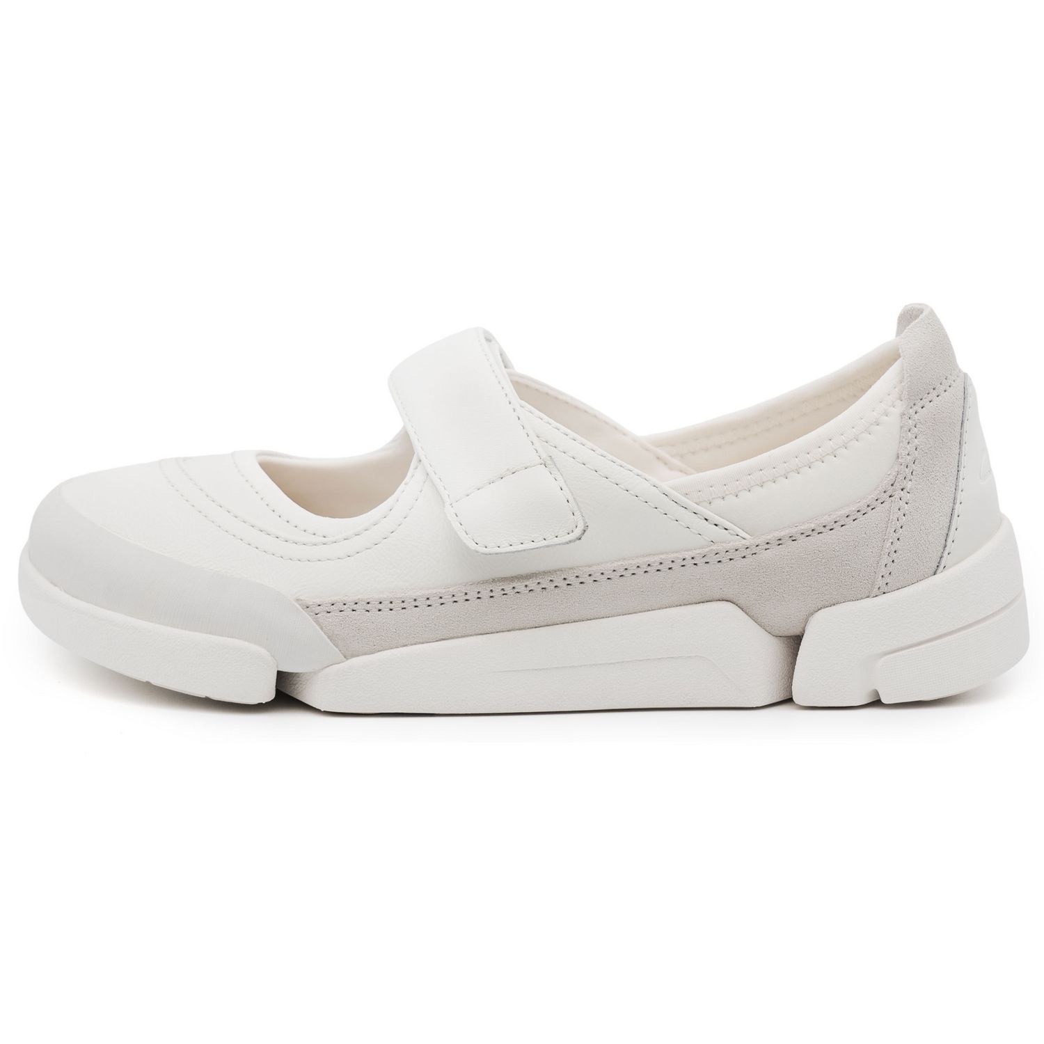Clarks Leather Casual Commuter Sneakers Women