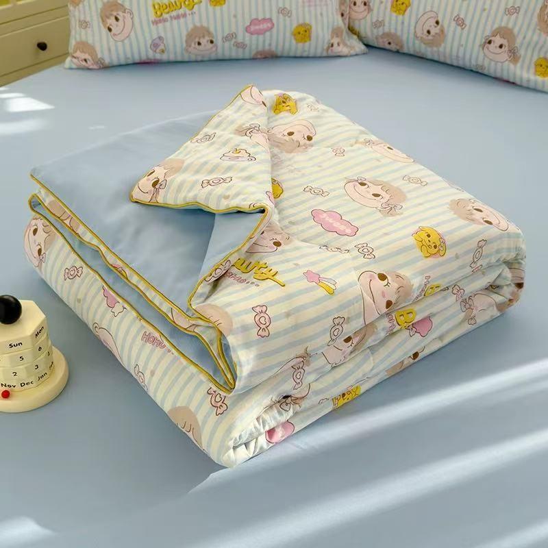 Rabbit Bear Dinosaur Strawberry Print Washed Cotton Summer Air Quilt Conditioner