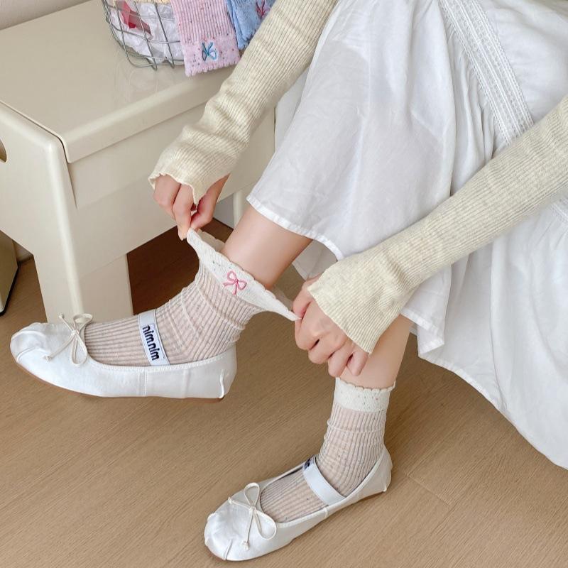 Female Spring and Summer Thin Idea Yarn Bow Embroidery Lace In The Tube Pile Socks