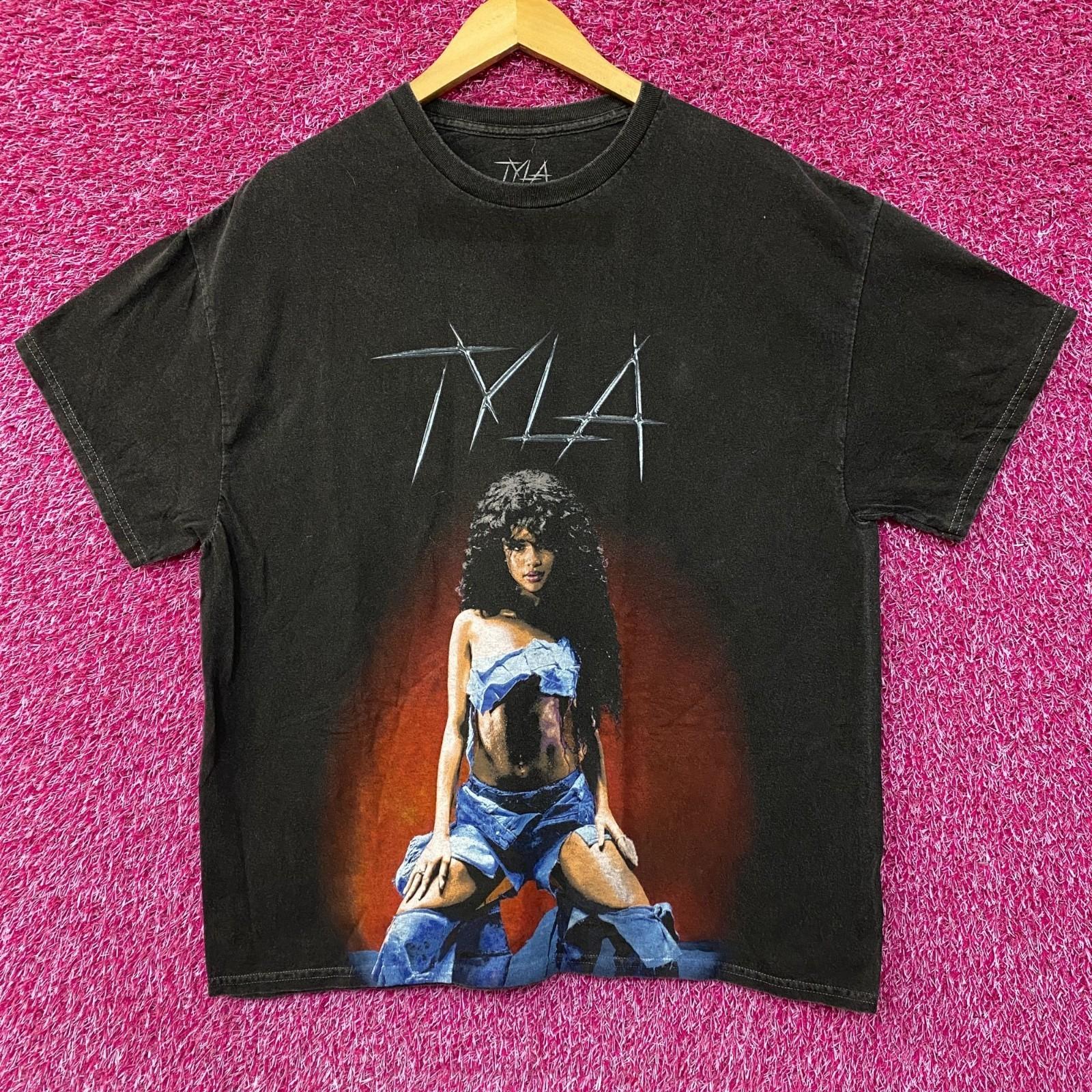 

Tyla Water Short Sleeve Tee rap Tee size Large XXL