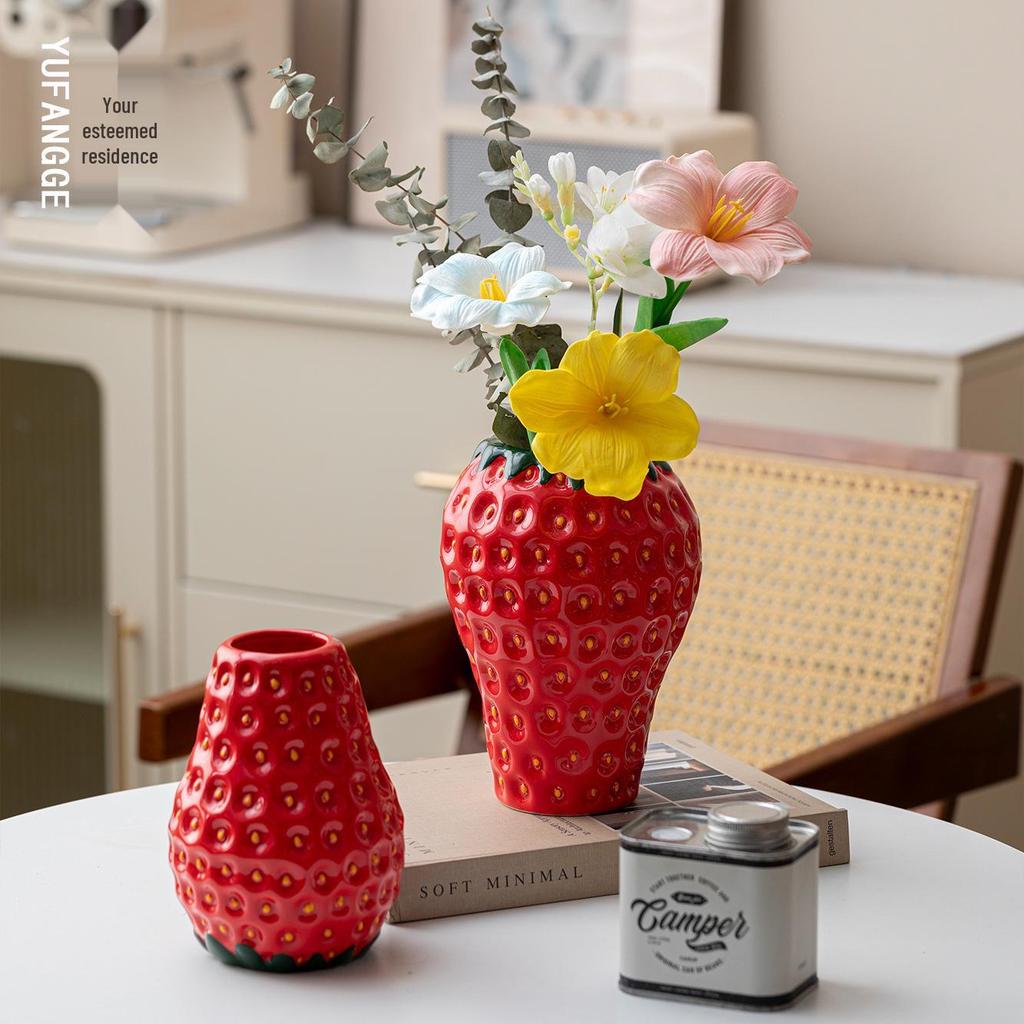 Vaso in Ceramica Fragola per Fiori Freschi o Secchi - Elegante Decorazione per la Casa e Ornamento per l'Ingresso