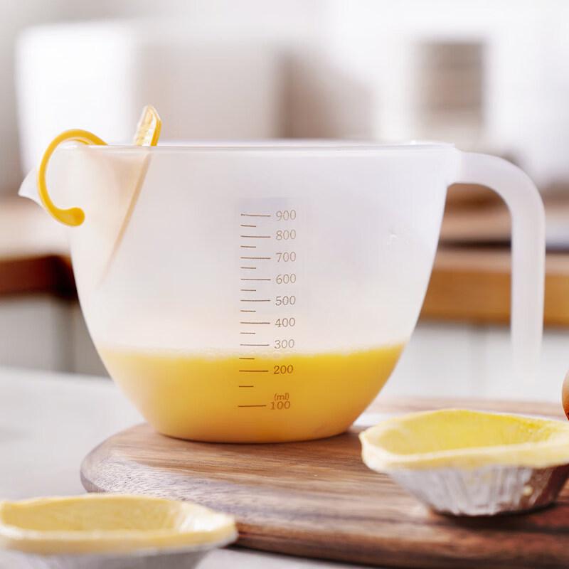 ZISIZ Multi-functional Kitchen Filtering Measuring Cup