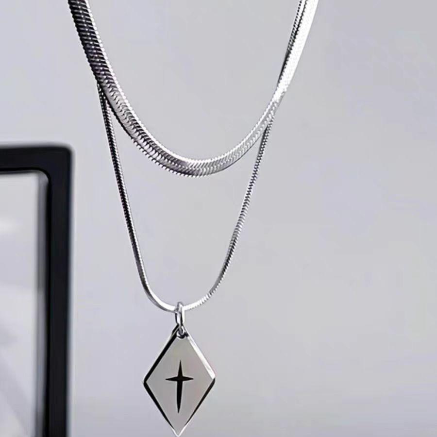 Cold wind simple double layer stacked diamond necklace men's trend light luxury titanium steel collarbone chain women's accessories