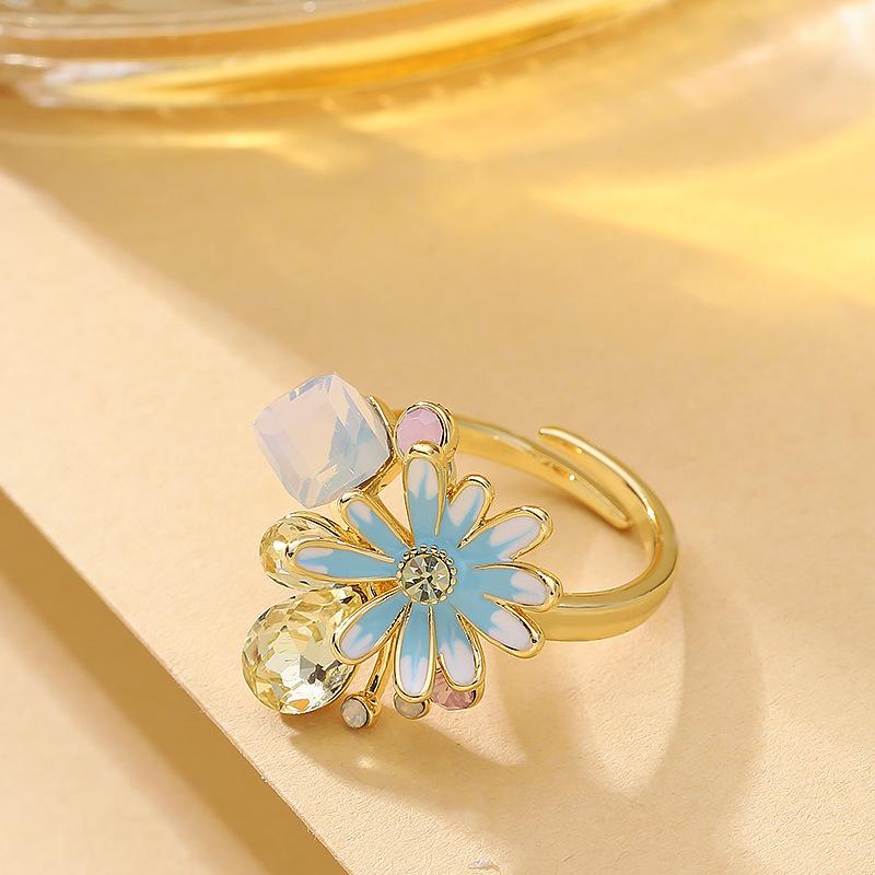 Stylish Sweet Small Fresh Enamel Oil Drip Diamond Small Daisy Adjustable Opening Ring Niche High-end Jewelry