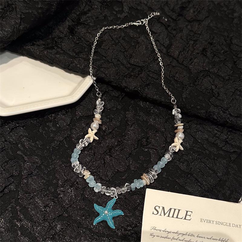 Hot-selling Rice Bead Resin Starfish Pendant Necklace Simple and Sweet Versatile Collarbone Chain Design Sense Niche Item Decoration