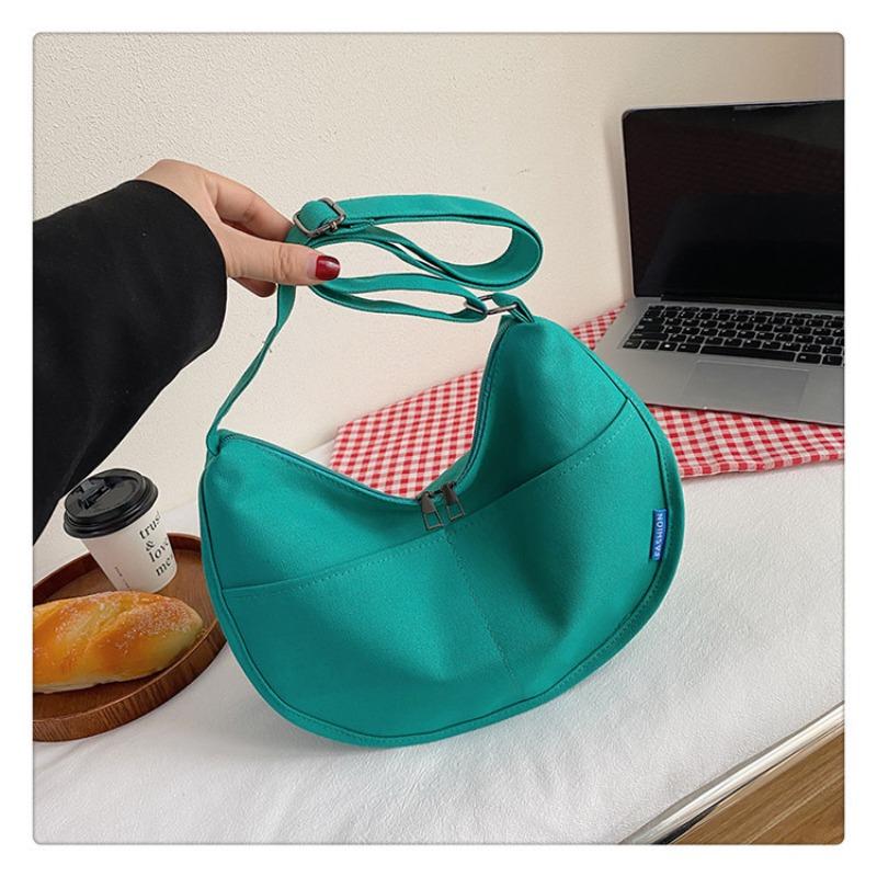 Large Capacity Canvas Bag Women's New Casual Shoulder Dumpling Bag Student Class Commuting Messenger Bag