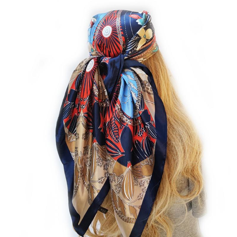 Europe And America Square Shawls Four Seasons Popular Silk Scarves Luxury Style Sunscreen Kerchief New Fashion 90X90CM Headcloth