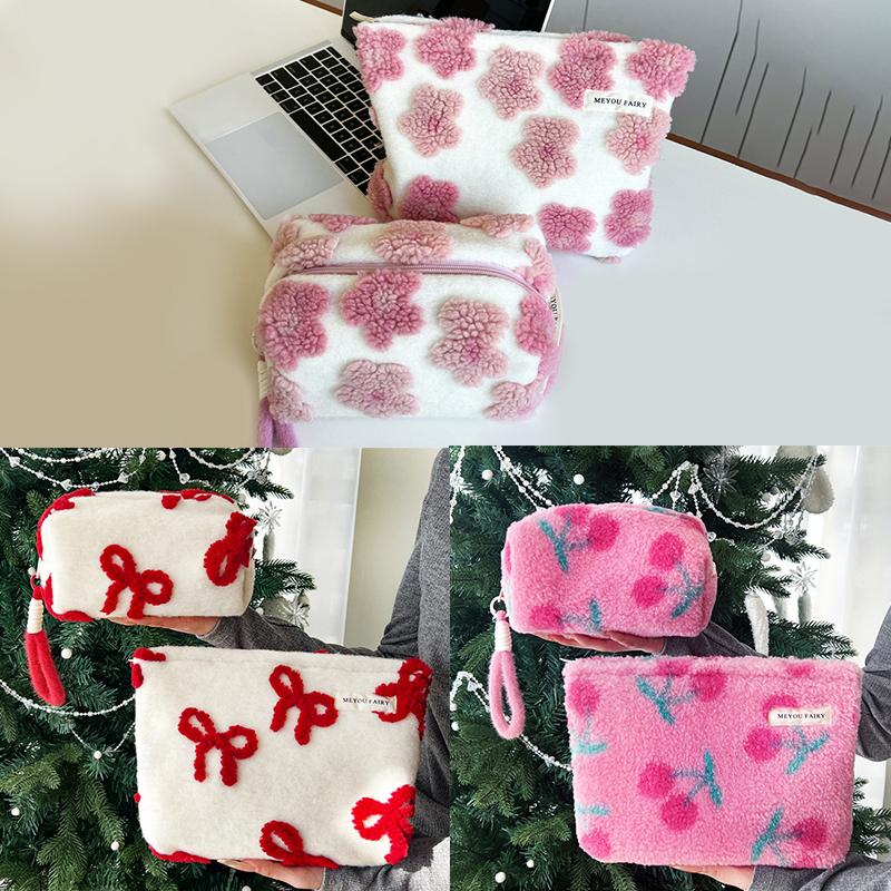 Cute Sweet Plush Makeup Bag Large Capacity Soft Storage Bag Large Clutch Portable Travel Cosmetic Toiletry Bags For Girls Gift