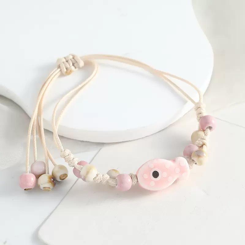 Jingdezhen Keramik Perlenarmband - Handgewebtes Porzellan mit Muschelakzenten