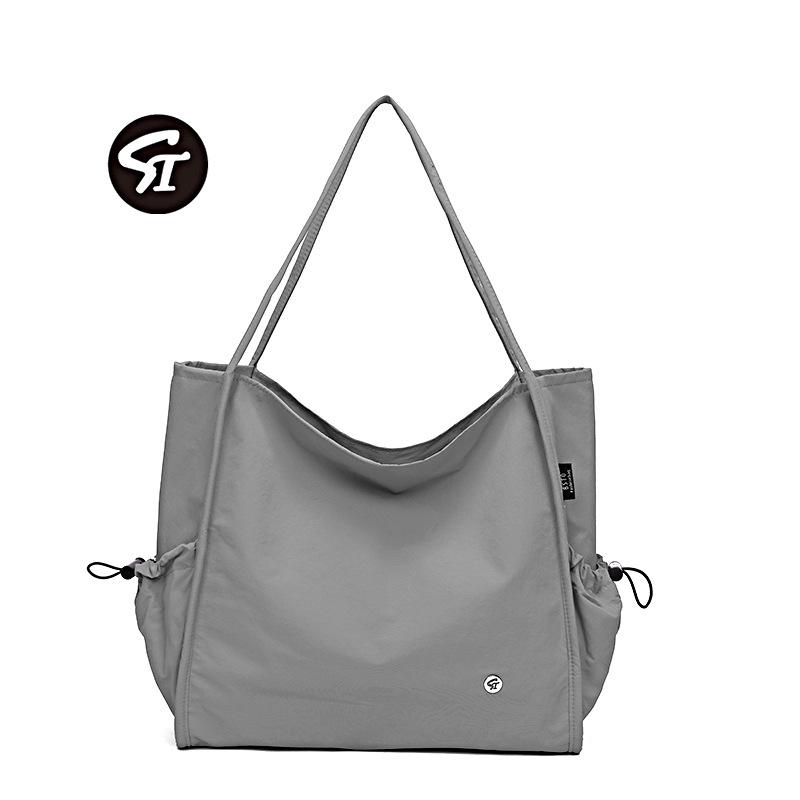 

Women s Large Capacity Korean Style Lightweight Tote & Crossbody Bag - Simple, Fashionable, Versatile Shoulder Bag for Commuting.