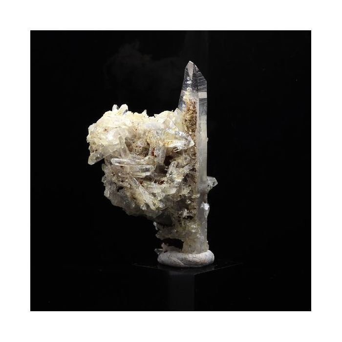 Pierres et Minéraux. Quartz Muzo. 95.9 ct. Vaulnaveys, Isère, France.