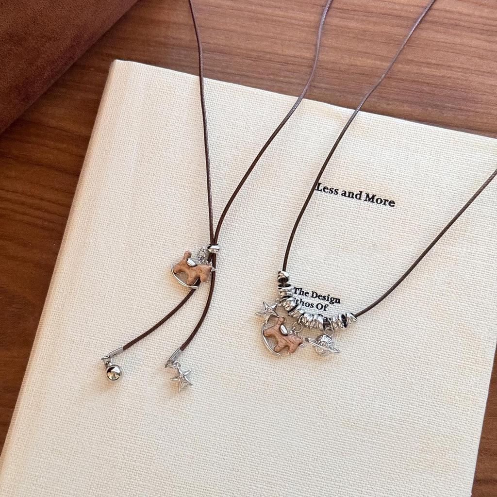 Retro Long Pull-out Pendant Necklace - Versatile Fashion Accessory for Girls