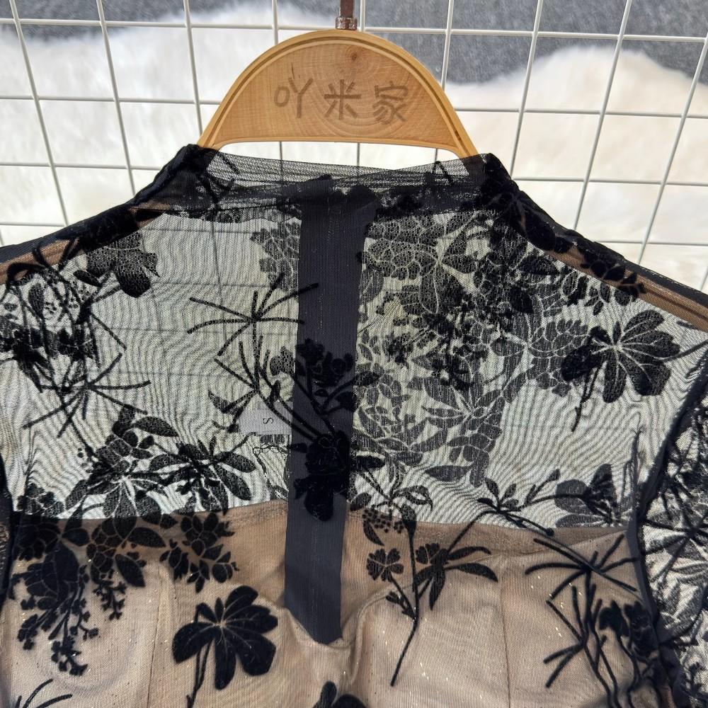 Abito in maglia sottile stampato in velluto sexy francese per le donne Abiti lunghi da banchetto a sirena in rete con maniche svasate eleganti estive