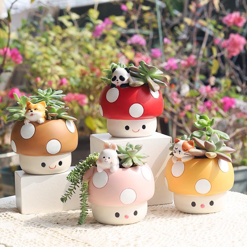 Mushroom Fun Resin Flower Pot - Creative Gardening Succulent Planter for Desk or Table