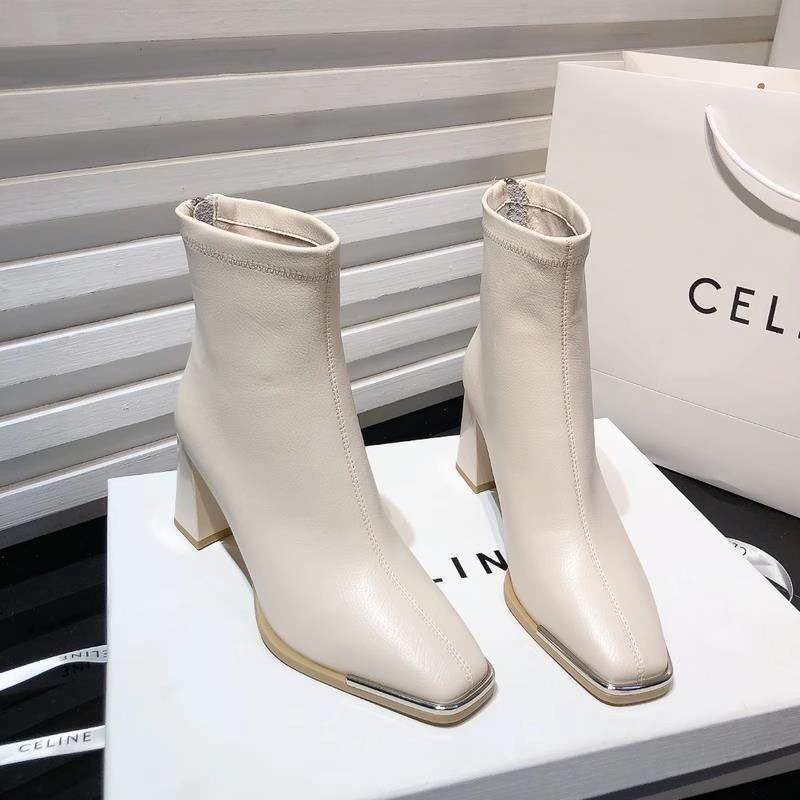 Internet celebrity high heel French short boots women's autumn and winter 2025 new temperament commuter black rear zipper fashion thin boots