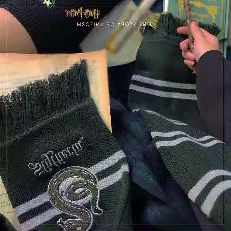 Harry Potter Thickened Gryffindor & Slytherin Cashmere Snood: Comfortable and Versatile