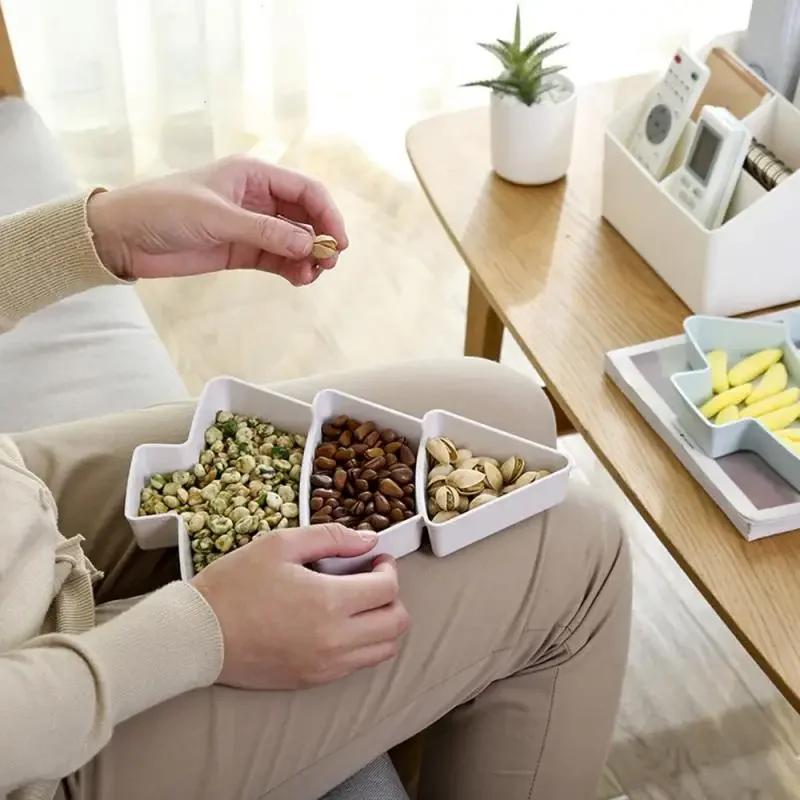 Christmas Tree Shape Living Room Candy Snacks Nuts Seeds Dry Fruits Plastic Plate Dishes Bowl Breakfast Plates Tray Tableware