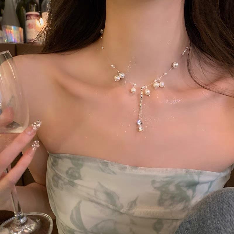 Camellia pearl necklace women's niche design sense collarbone chain high sense light luxury new neck chain
