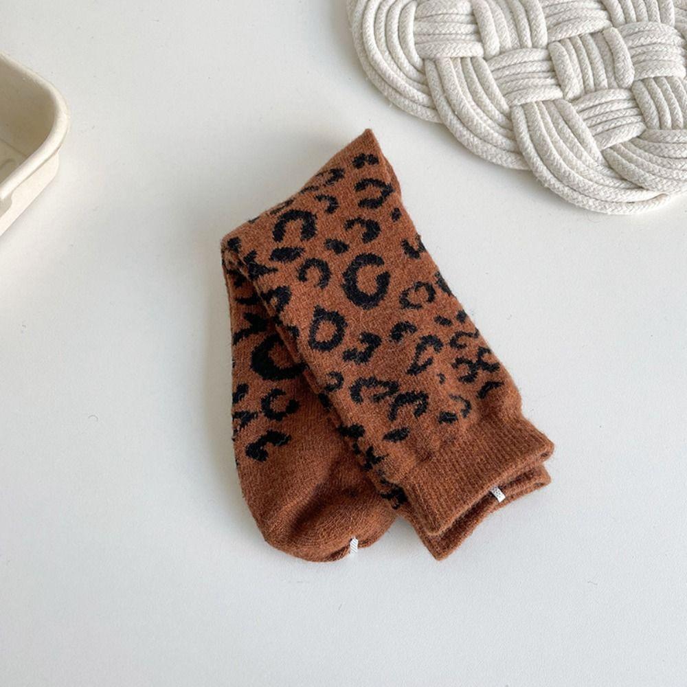 Mid-tube Length Thick Winter Socks Leopard Print Kawaii Socks Thermal Wool Socks Christmas Gift