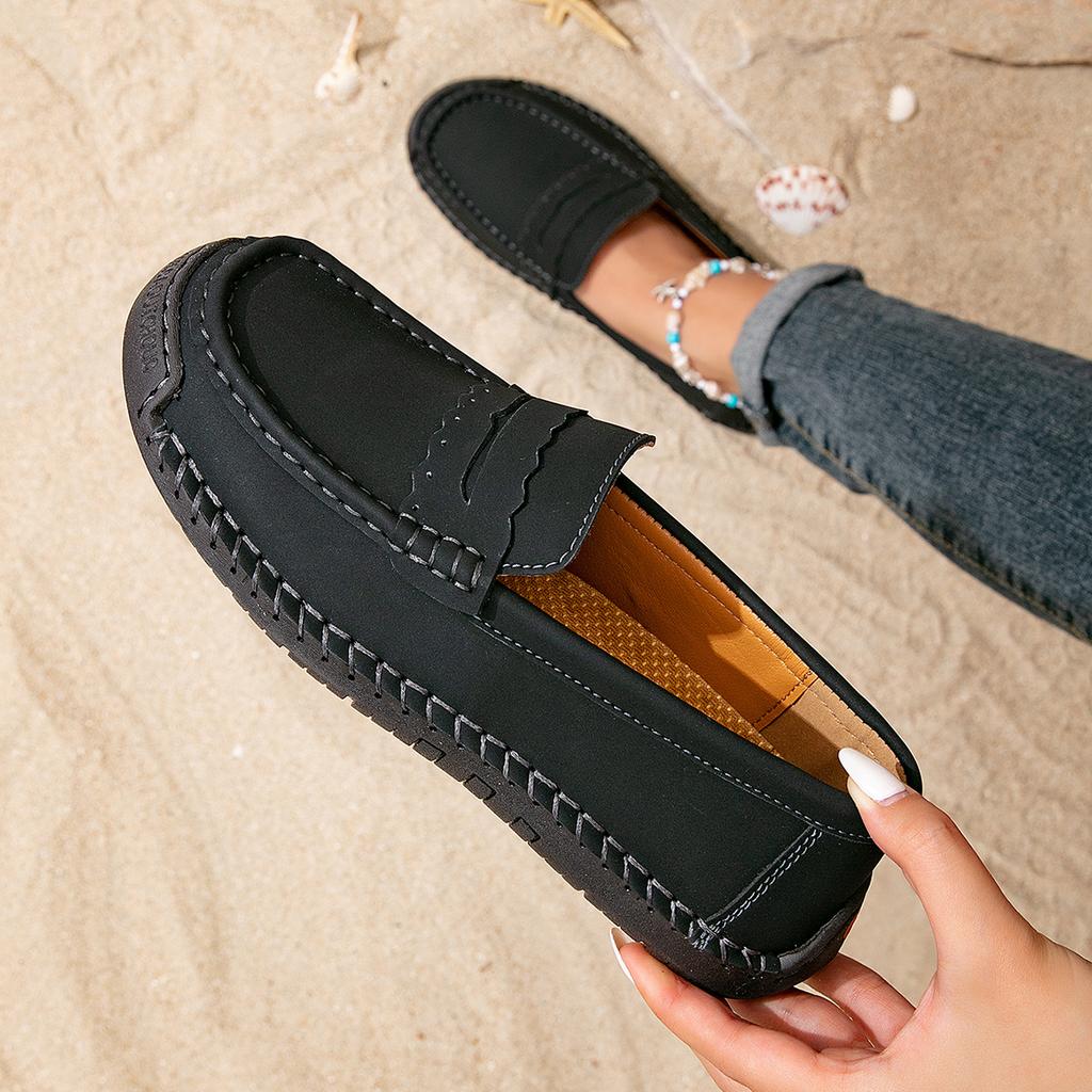 20252025 popular spring and autumn large size women's shoes non-slip soft-soled casual shoes hand-stitched mother shoes