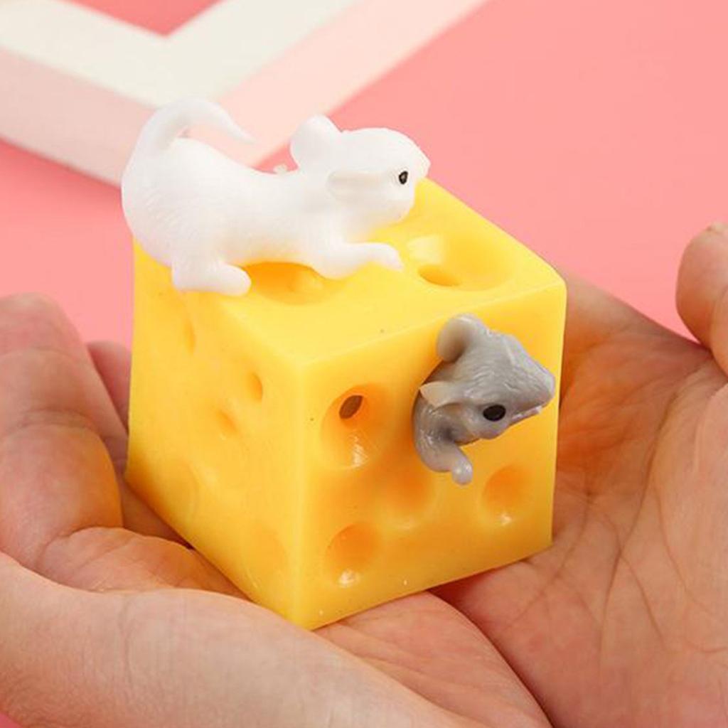 Niedliche Käsemaus, kreatives, kniffliges, gruseliges Musik-Dekompressionsspielzeug