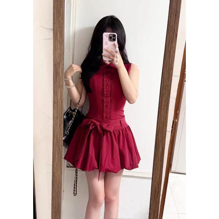 

Summer French small man sweet wind temperament high sense cherry red rabbit ear shirt collar lace up bud dress S красный