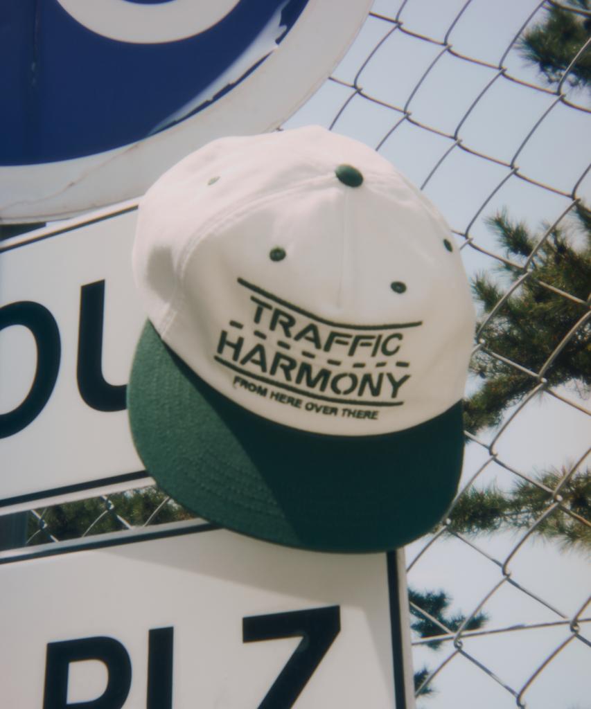 Teulaepighamoni Traffic Lane Logo Trucker Hat_Green
