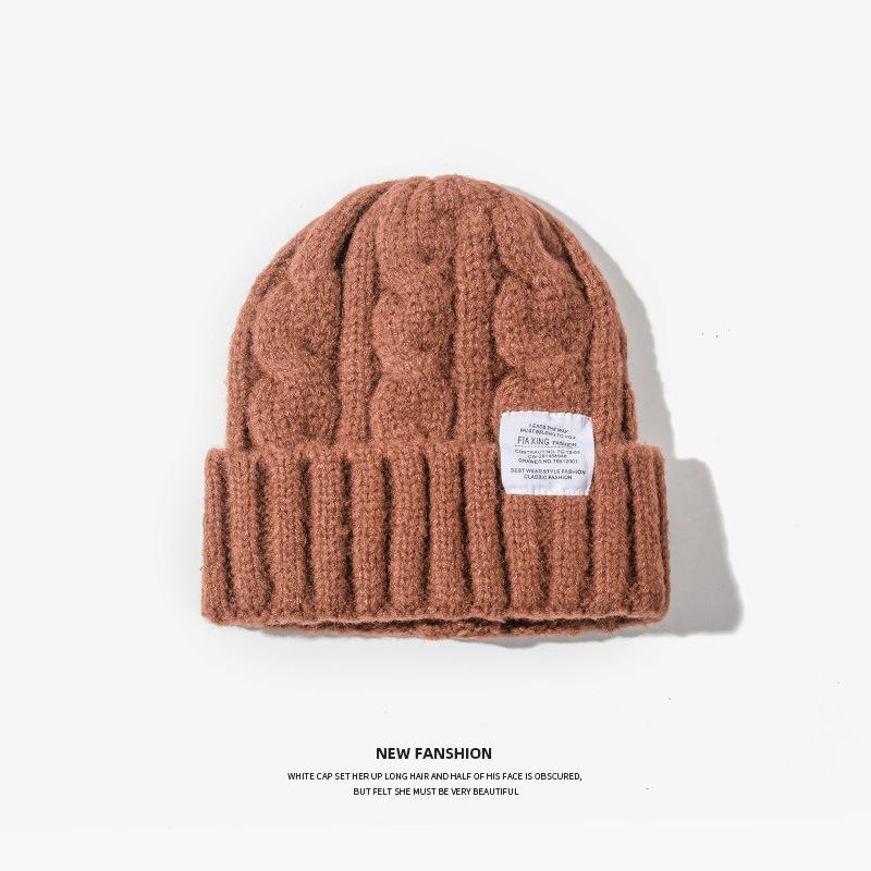 Large board wool hat, versatile for men and women, student ear protection, warm, loose twist knitted hat, small cold hat