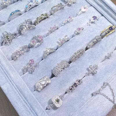 Anello aperto in zirconia e strass di lusso squisito: Elegante, Versatile e Super Lucido