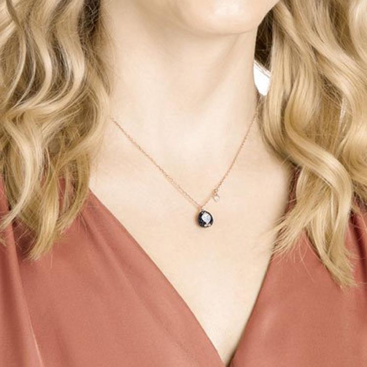 Swarovski Little Penguin Inlaid Crystal Necklace Women necklace Rose-Gold 5412367