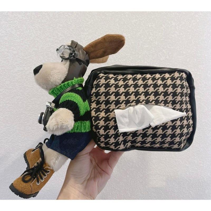 "Uroczy Pudełko na Chusteczki Samochodowe w Kształcie Psiej Głowy na Wewnętrzny Podłokietnik"