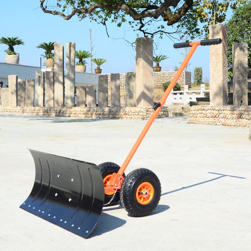 Zhuang Taitai Hand-Push Snow Pusher