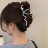 Internet celebrity temperament cross wave pearl grab clip cold wind shark clip hairpin personality hair accessories female