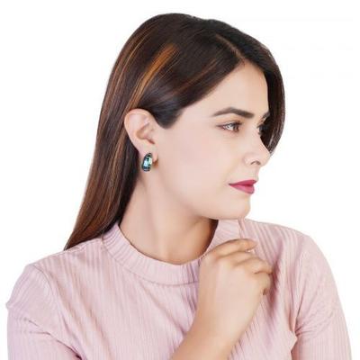 Vergoldete Ohrstecker mit blauem und grünem Emaille