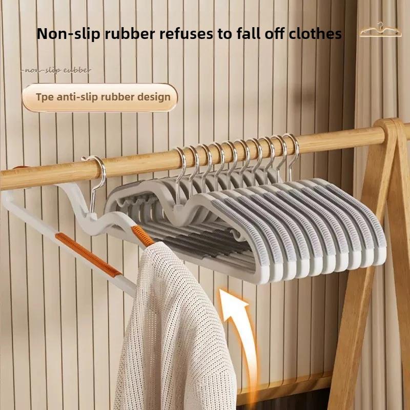 10KS Věšák na oblečení s krátkým krkem pro domácí použití, úspora místa, zúžení krku, nízký věšák pro skladování, vysoká estetika, proti ramenům