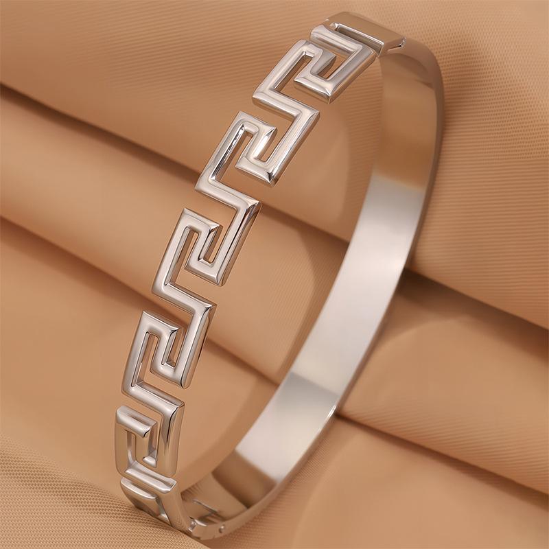 Women s Chinese Style Retro Great Wall Pattern Bracelet Couple Bracelet 17CM