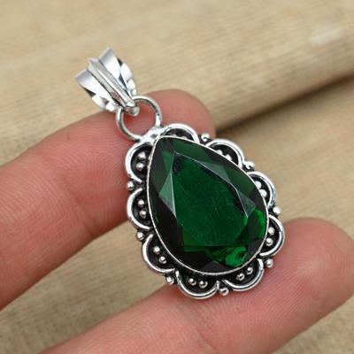 Ciondolo fatto a mano con pietra preziosa fatta a mano in argento sterling 925 con diopside cromato per lei